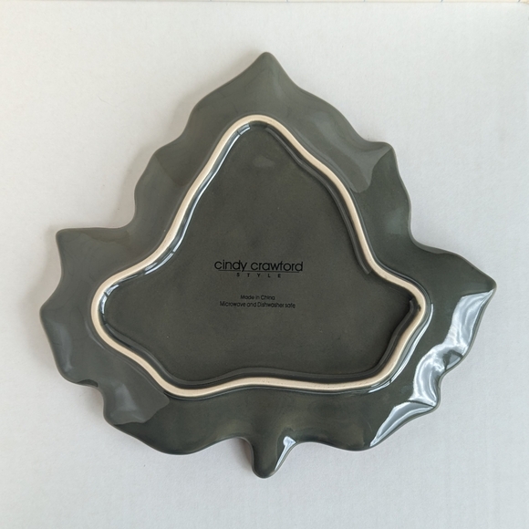 Cindy Crawford leaf plate, ceramic olive green autumn leaf dish - Picture 6 of 8